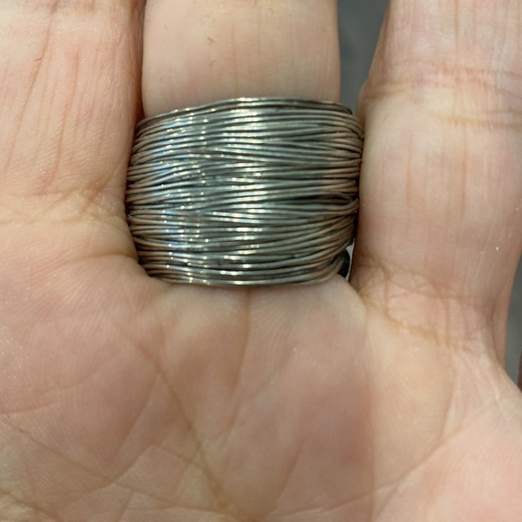 Grey cocktail ring - Picture 2 of 2